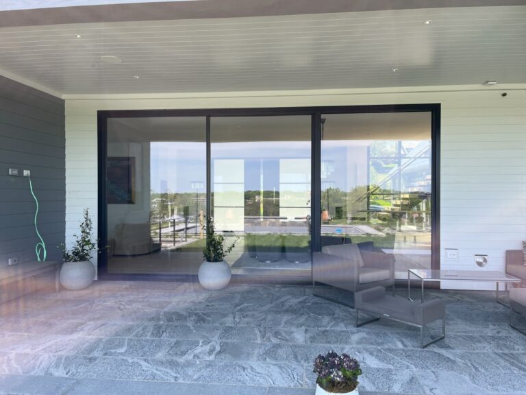 Fairfield #05211 Aluminum Curtain Wall, Aluminum windows and doors